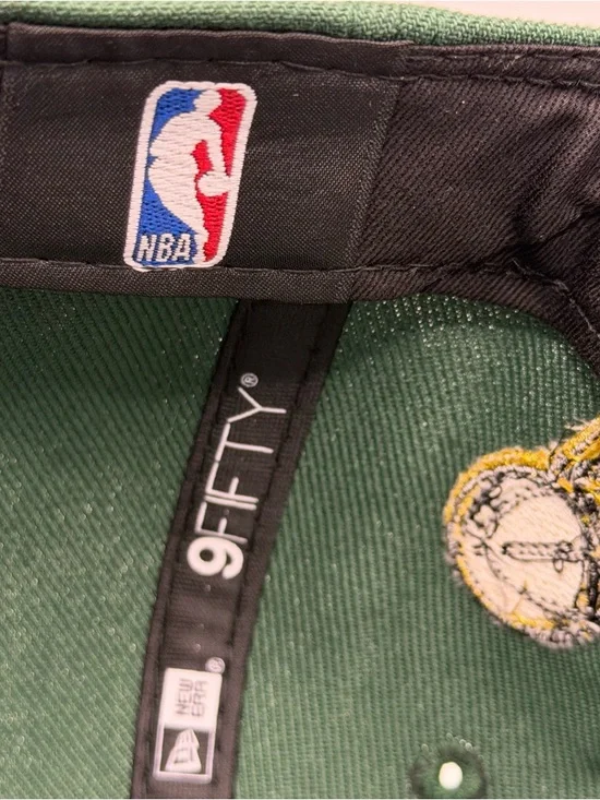 Milwaukee Bucks 2021 NBA World Champs New Era 9FIFTY Snapback Hat Green Cap - Picture 7 of 7